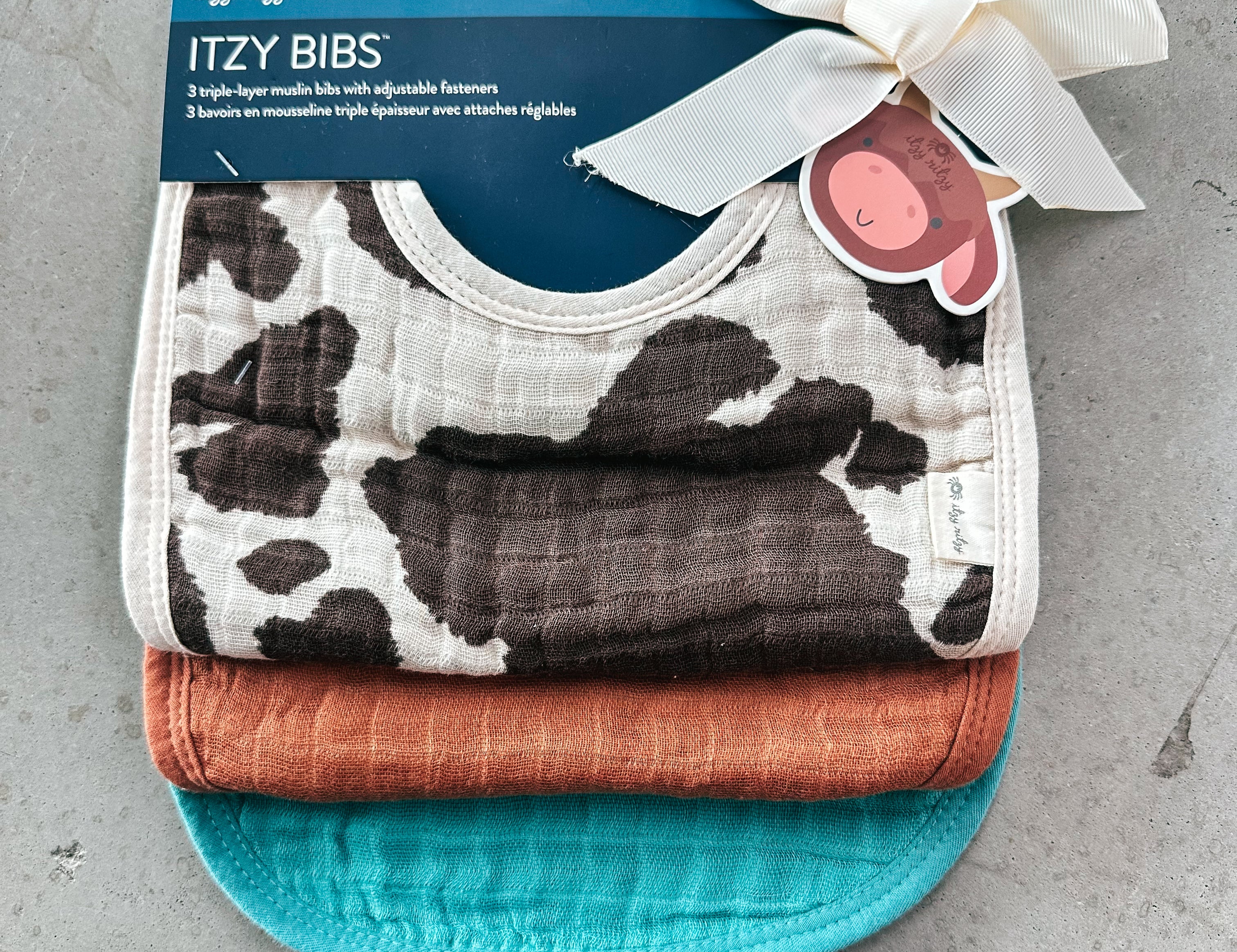 Muslin Bibs Itzy Ritzy