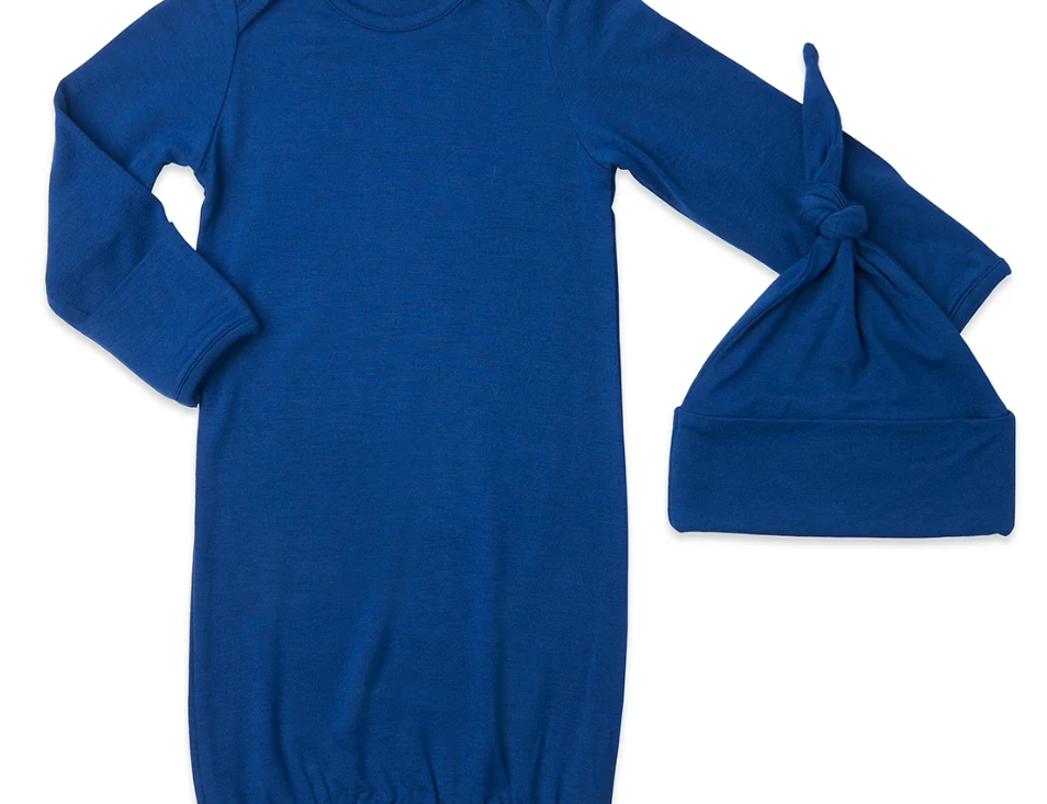 Mommy and Me Gown and Hat