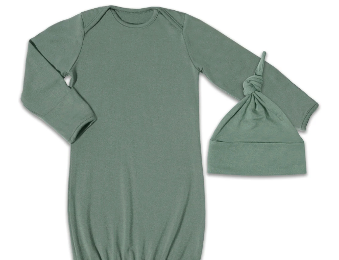 Mommy and Me Gown and Hat
