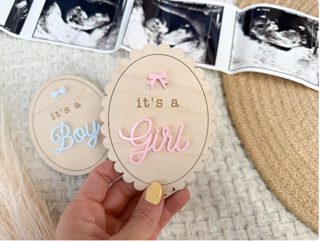 Gender Reveal & Hello World Signs
